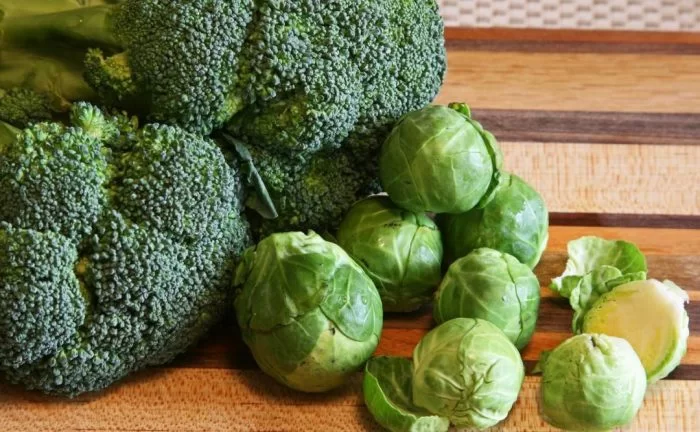 diet for obesity broccoli, cauliflower, brussels sprouts, kale, cabbage